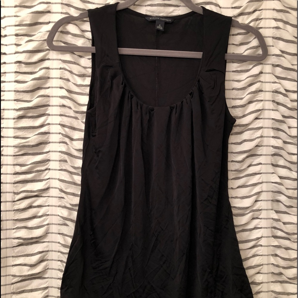 Banana Republic sleeveless top